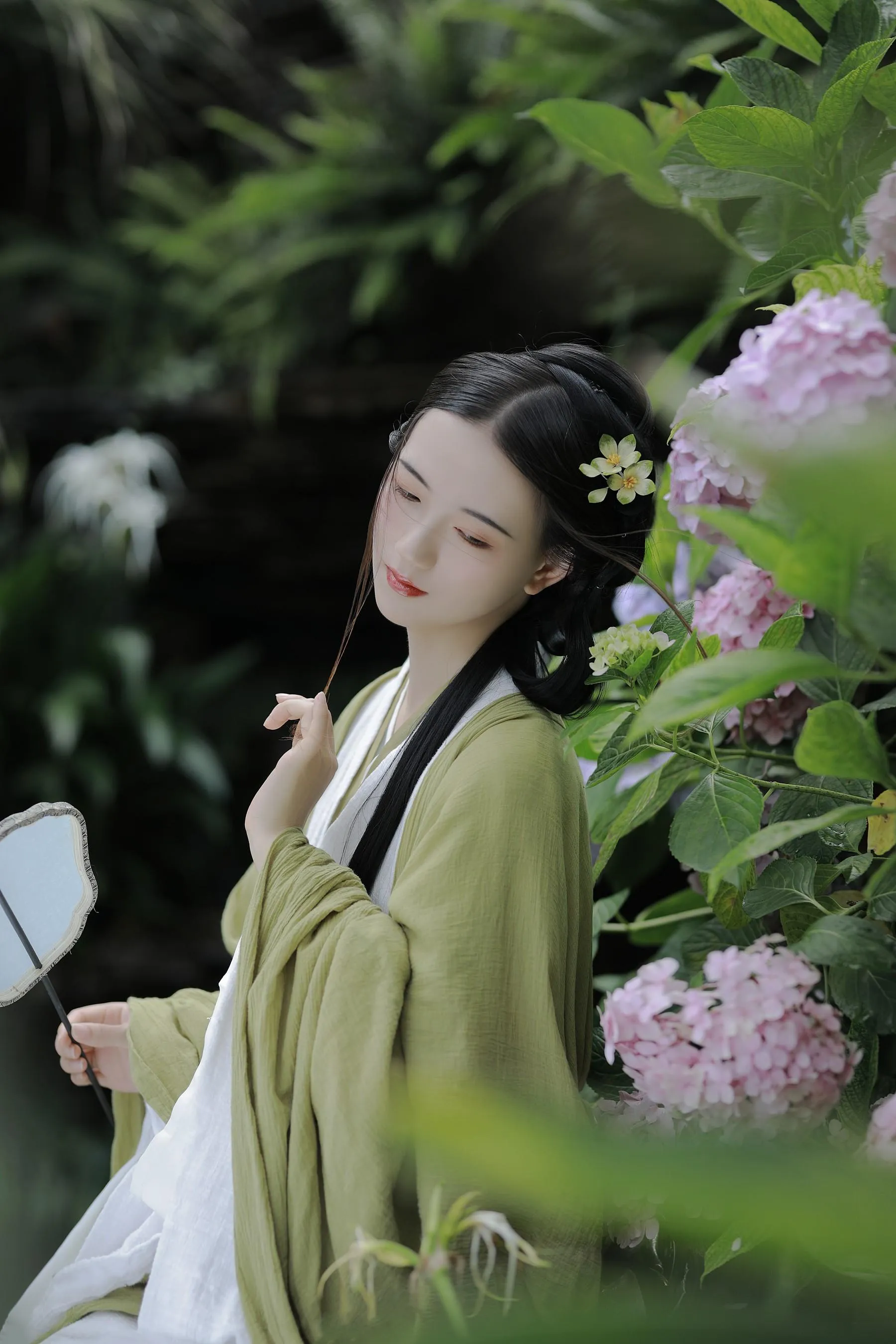 [YITUYU艺图语]2022.08.01 碧玉 Z [27P]插图